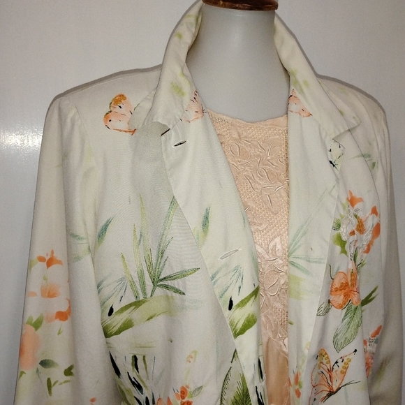 NANCY BOLEN EMBROIDERED SILK JACKET - Picture 12 of 13